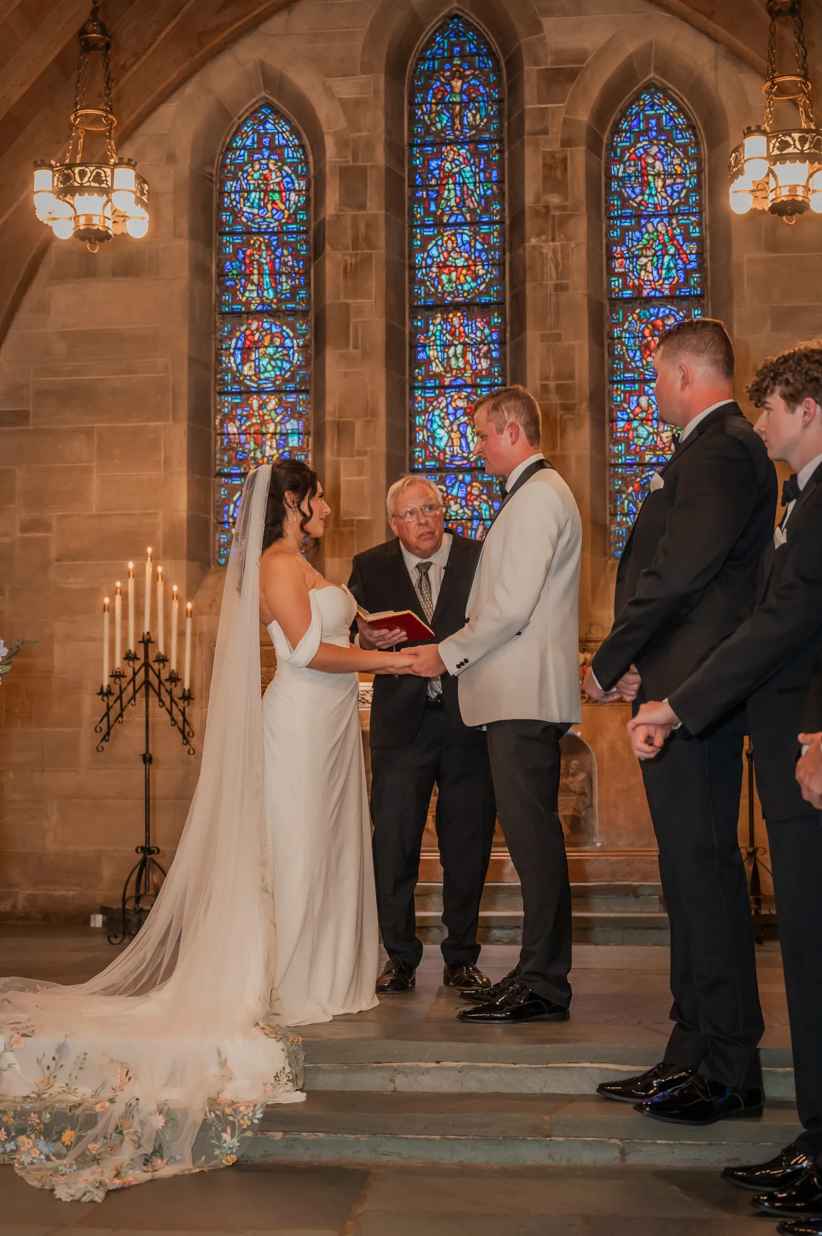 Ceremony at Duncan Memorial Chapel 7